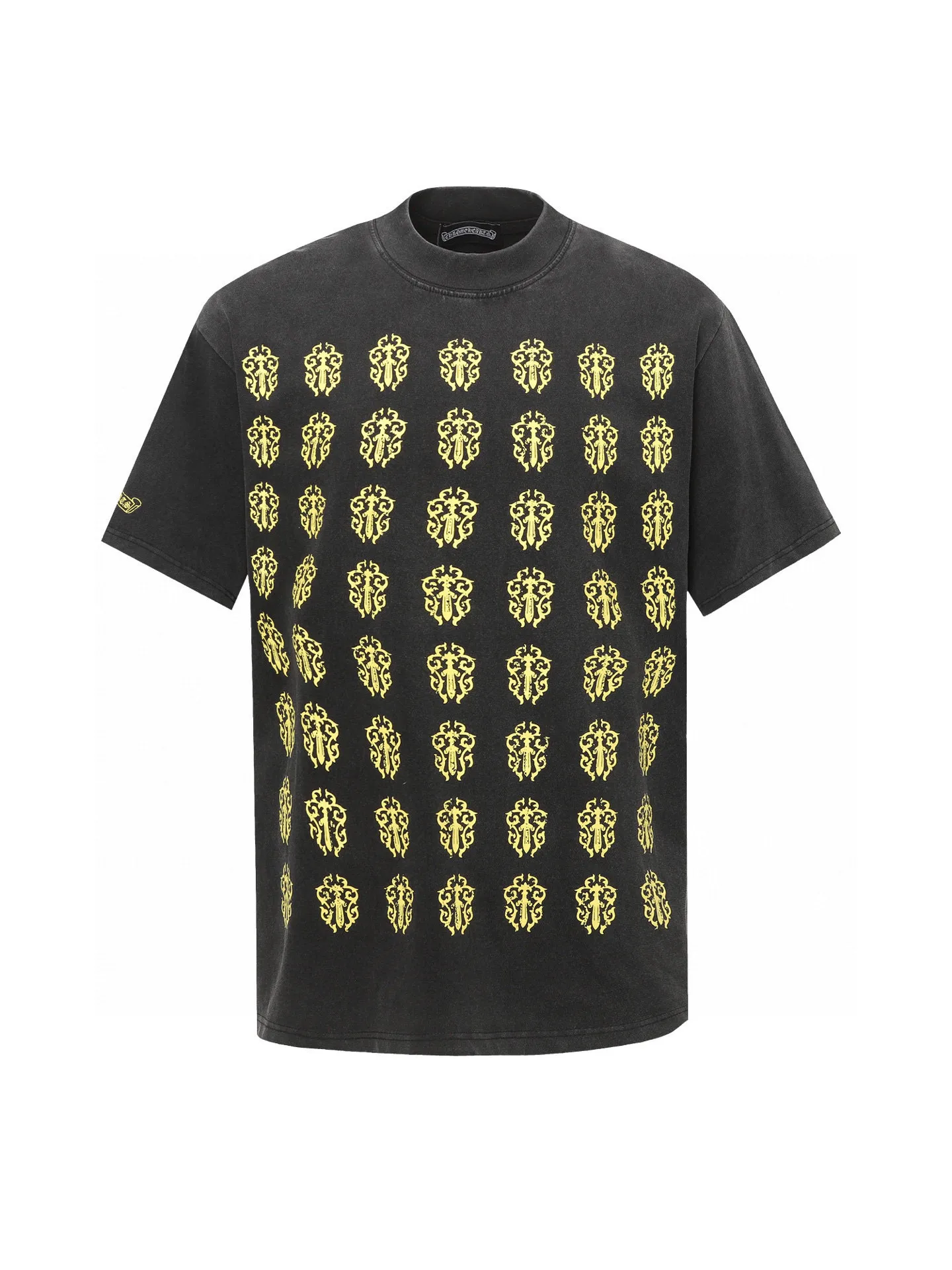 🅿️180 Chrome hearte/Chrome heart ch 25ss early spring new pattern logo washed T-shirt short sleeves. A must-have item for daily commuting for men and women in light luxury. The correct version is welcome to compare. Detailed features: 280g 100% cotton double yarn jersey fabric. Custom dyed in the same vat with special thickened 32 count double-strand 1x1 thread. Double-needle cross-stitch technology. Original main mark. Washed hangtag. COLOUR: Washed black. SIZE：xs-l